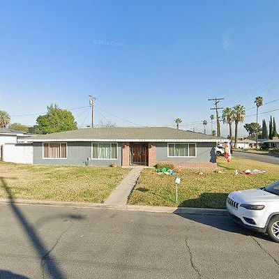 1033 N Fremontia Ave, Rialto, CA 92376