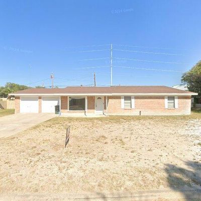 114 Fox Dr, Del Rio, TX 78840