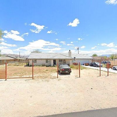 15635 Wanaque Rd, Apple Valley, CA 92307