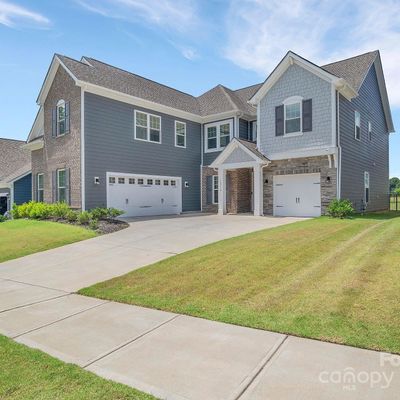 15710 Tysons Corner Rd, Huntersville, NC 28078