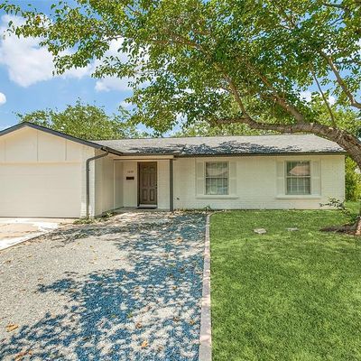 1602 Legend Dr, Garland, TX 75040