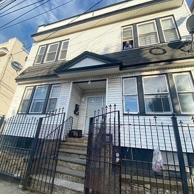 200 S 8 Th St, Newark, NJ 07103