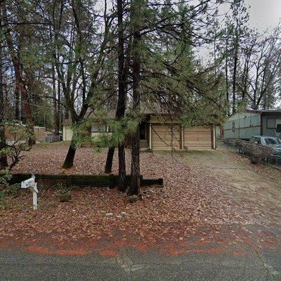 20707 Mammoth Dr, Lakehead, CA 96051