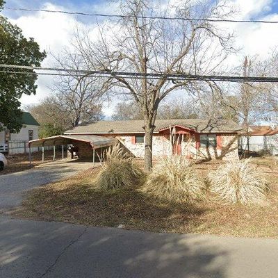 209 W South St, Lindale, TX 75771