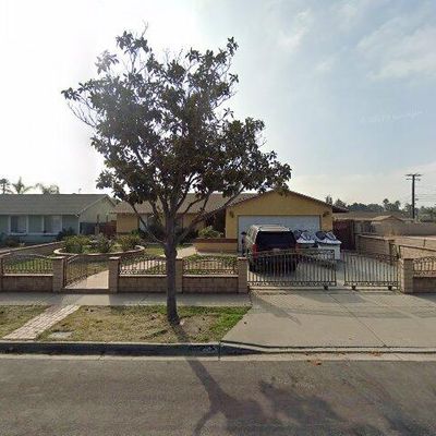 17725 Fairview Dr, Fontana, CA 92336