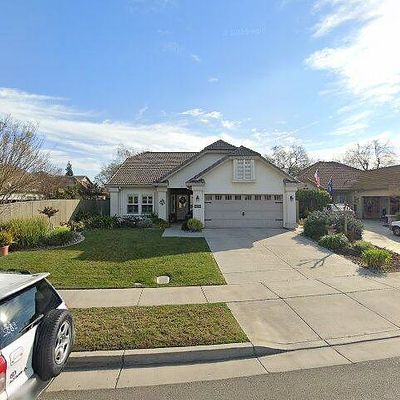 2546 Hoff Ln, Lodi, CA 95242