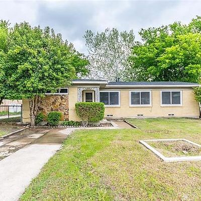 2915 Gus Thomasson Rd, Dallas, TX 75228