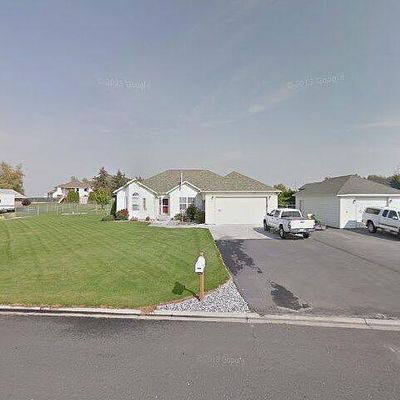 5586 Ridgeview Dr Loop Ne, Moses Lake, WA 98837