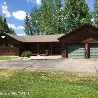 4425 S Fallen Leaf Ln, Jackson, WY 83001