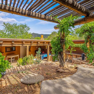 640 Camino De La Luz, Santa Fe, NM 87505