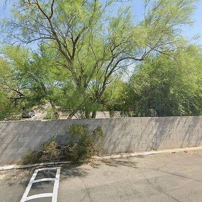 6616 E Calle La Paz #C, Tucson, AZ 85715