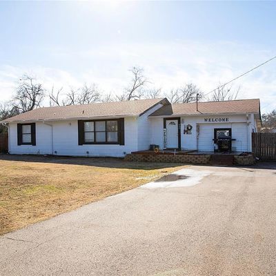 802 Alabama St, Sulphur Springs, TX 75482