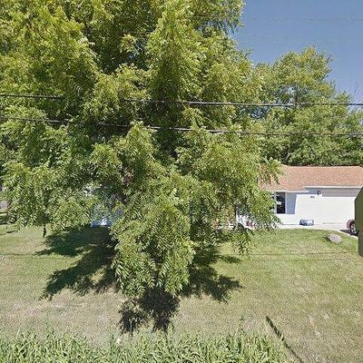 1005 School St, Washington, IL 61571