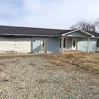 10076 Wolf Rd, Richwoods, MO 63071