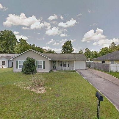 102 Zinnia Ct, Kingsland, GA 31548