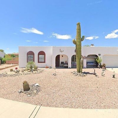 1021 N Placita Yoas, Green Valley, AZ 85614