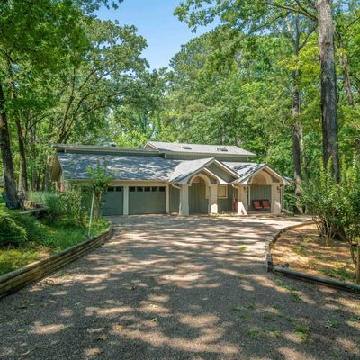 104 Bluebird Ln, Hot Springs National Park, AR 71913