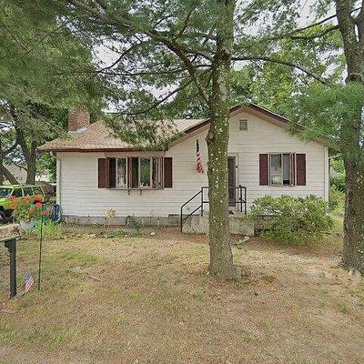 104 Collins St, Attleboro, MA 02703