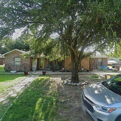 104 Wildflower Ln, Teague, TX 75860