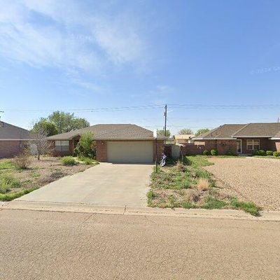 1134 Aquarius Dr, Portales, NM 88130