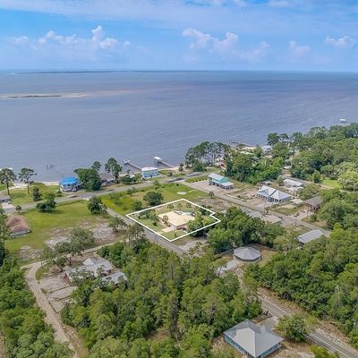 114 Indiana St, Carrabelle, FL 32322