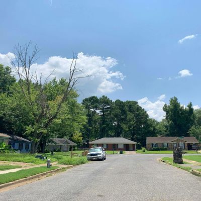 1185 Connemara Ave, Memphis, TN 38109