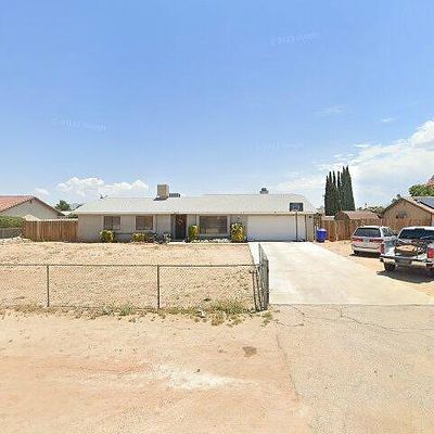 11963 Wapato Rd, Apple Valley, CA 92308