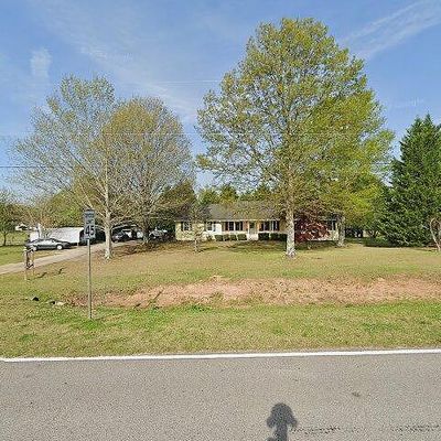 121 Harris Dr, Locust Grove, GA 30248