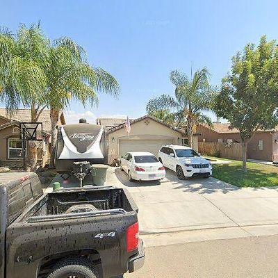 1220 N Velie Ct, Visalia, CA 93292