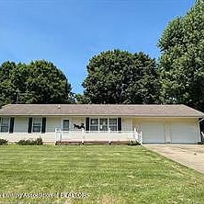 110 Benson Ln, Laingsburg, MI 48848