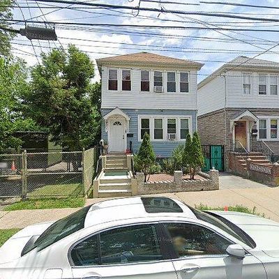 1111 126 Th St, College Point, NY 11356