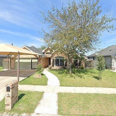 1111 Northpoint Dr, Pharr, TX 78577