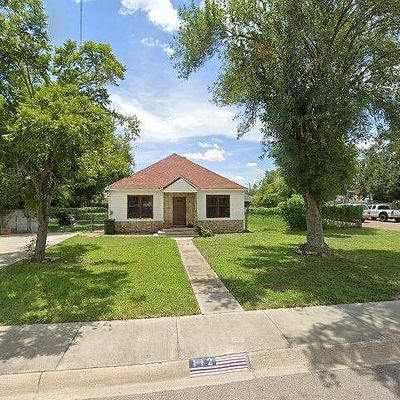 112 E Jessamine Ave, La Feria, TX 78559