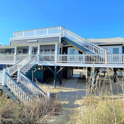 142 Palmetto Blvd, Edisto Island, SC 29438