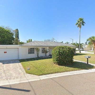 14268 N Bayshore Dr, Madeira Beach, FL 33708