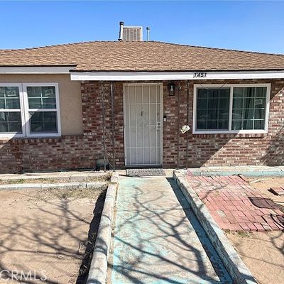 1451 Riverside Dr, Barstow, CA 92311