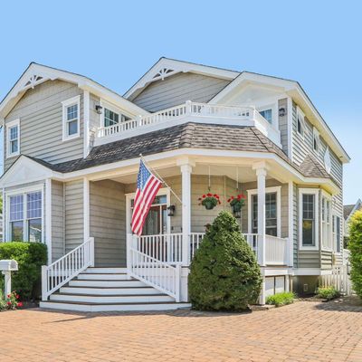 156 29 Th St, Avalon, NJ 08202