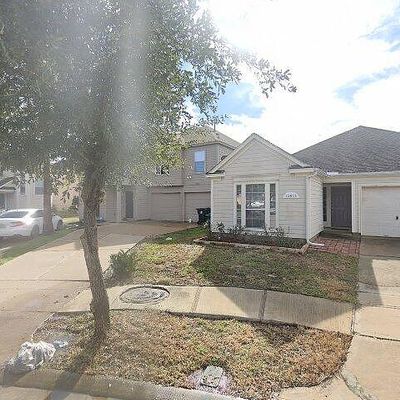 12807 Magenta Oaks Dr, Houston, TX 77072