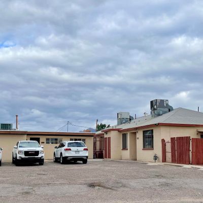 132 W Navajo Rd, Tucson, AZ 85705