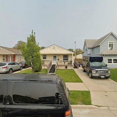 1331 Bluff Ave, Racine, WI 53403