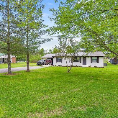 1336 Midway Rd, Smithville, TN 37166