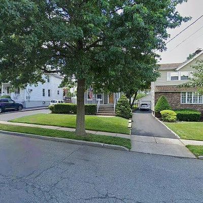 134 Washington Pl, Hasbrouck Heights, NJ 07604