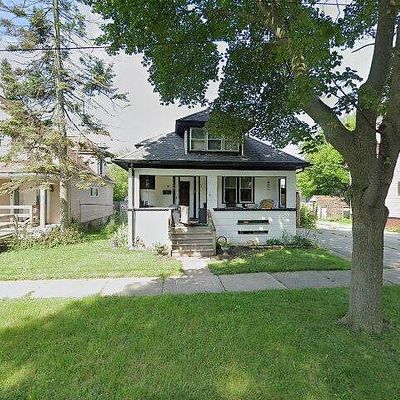 1733 N Oakley St, Saginaw, MI 48602