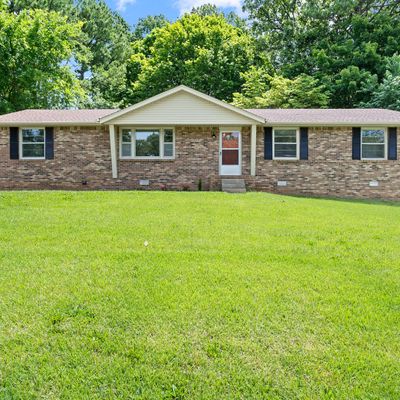 18 Binks Dr, Clarksville, TN 37042