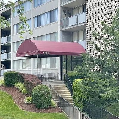 1822 Metzerott Rd #102, Adelphi, MD 20783