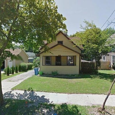 1842 Stirling Ave, Lansing, MI 48910