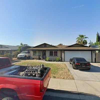 1577 Pontiac St, Oakdale, CA 95361