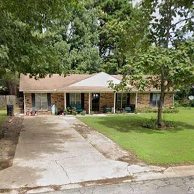 1608 Colonial Rd, Jonesboro, AR 72401