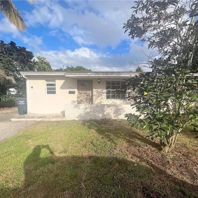 1623 S 24 Th Ter, Hollywood, FL 33020