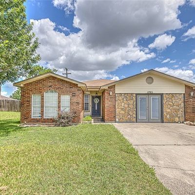 1705 Waterford Dr, Killeen, TX 76542